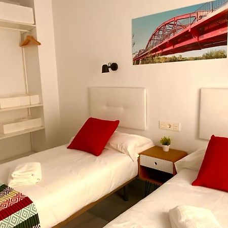 My Home In Triana, Luminoso Y Acogedor Apartamento セビリア エクステリア 写真