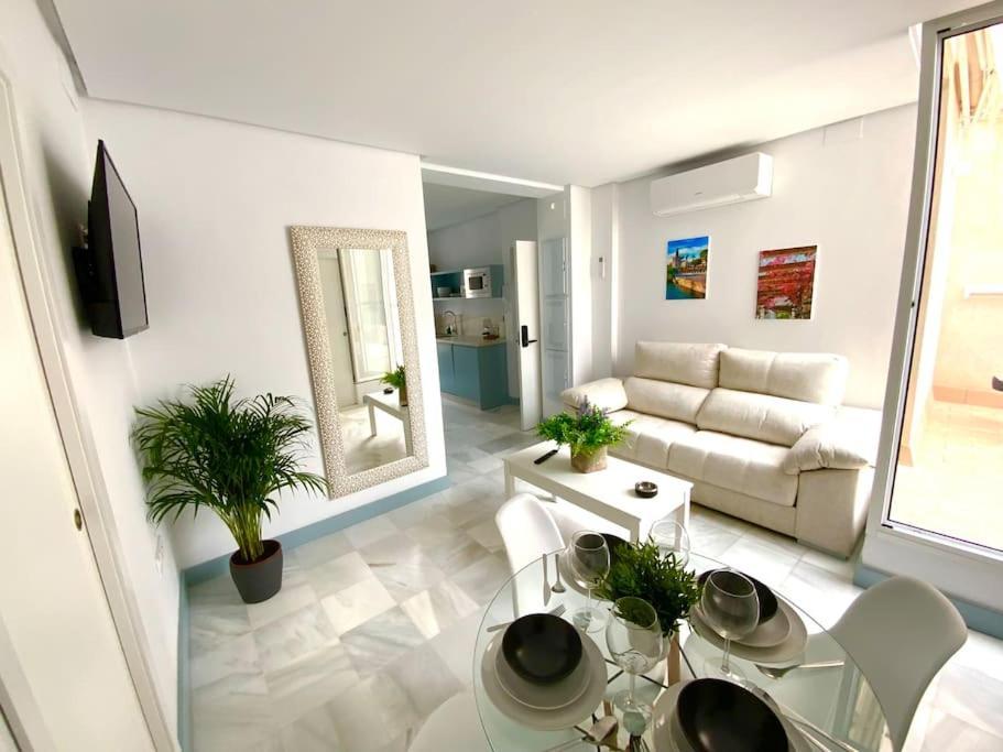 My Home In Triana, Luminoso Y Acogedor Apartamento セビリア エクステリア 写真